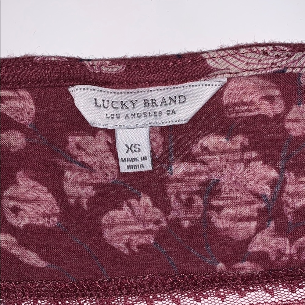 Cute floral blouse - Picture 3 of 3